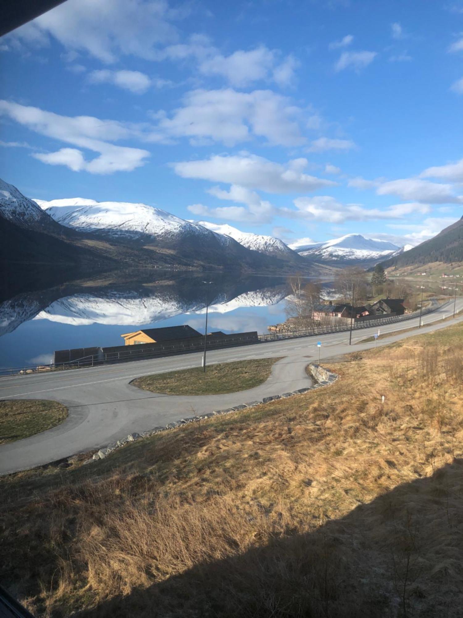 Jolster Lake View Årdal Екстериор снимка